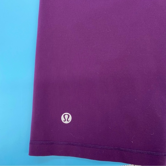 Lululemon Women’s Wide-Leg Crop Pants Plum Size 8 - Picture 5 of 8